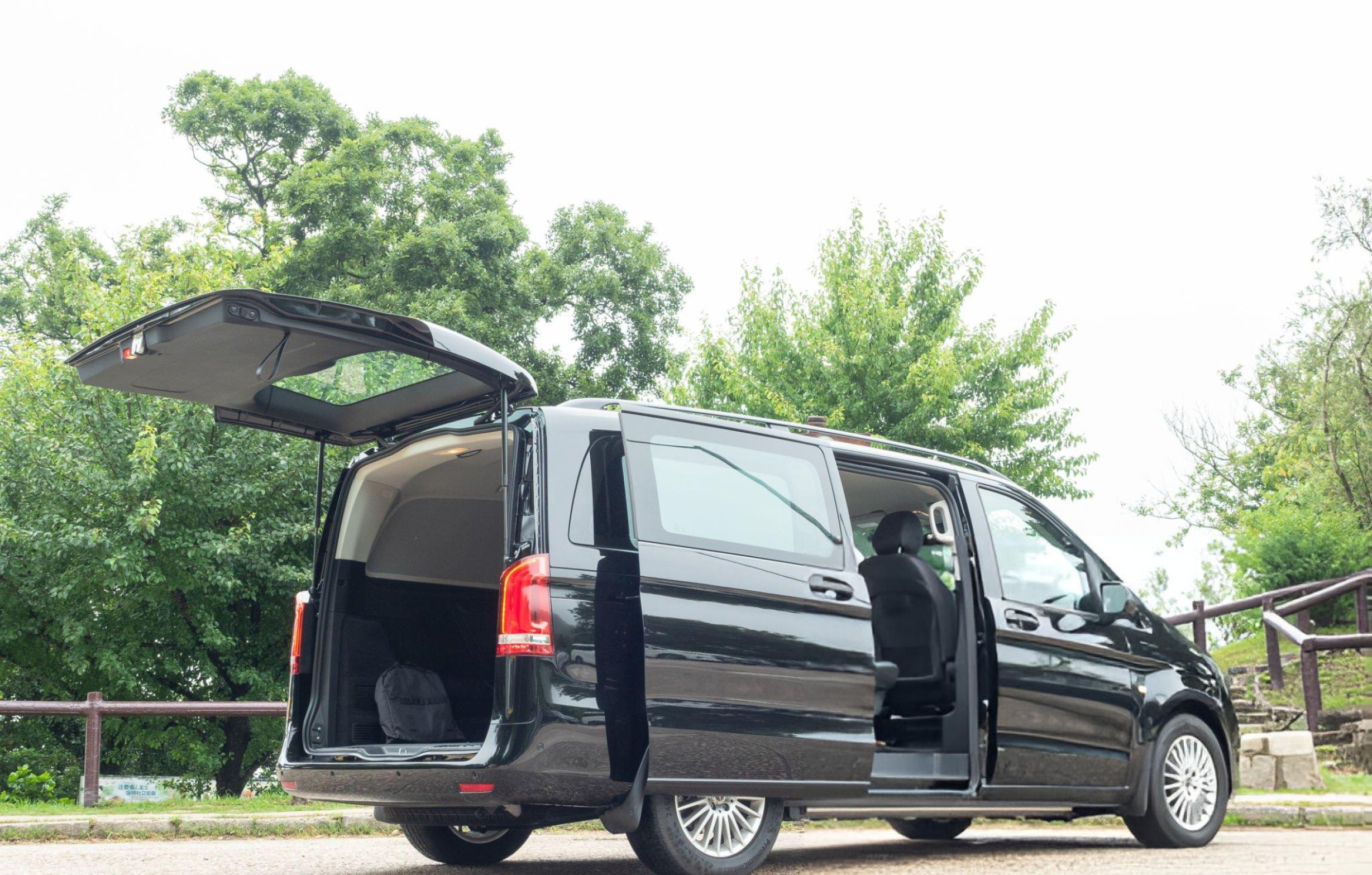 Exterior of a perfect driver hire Dublin car