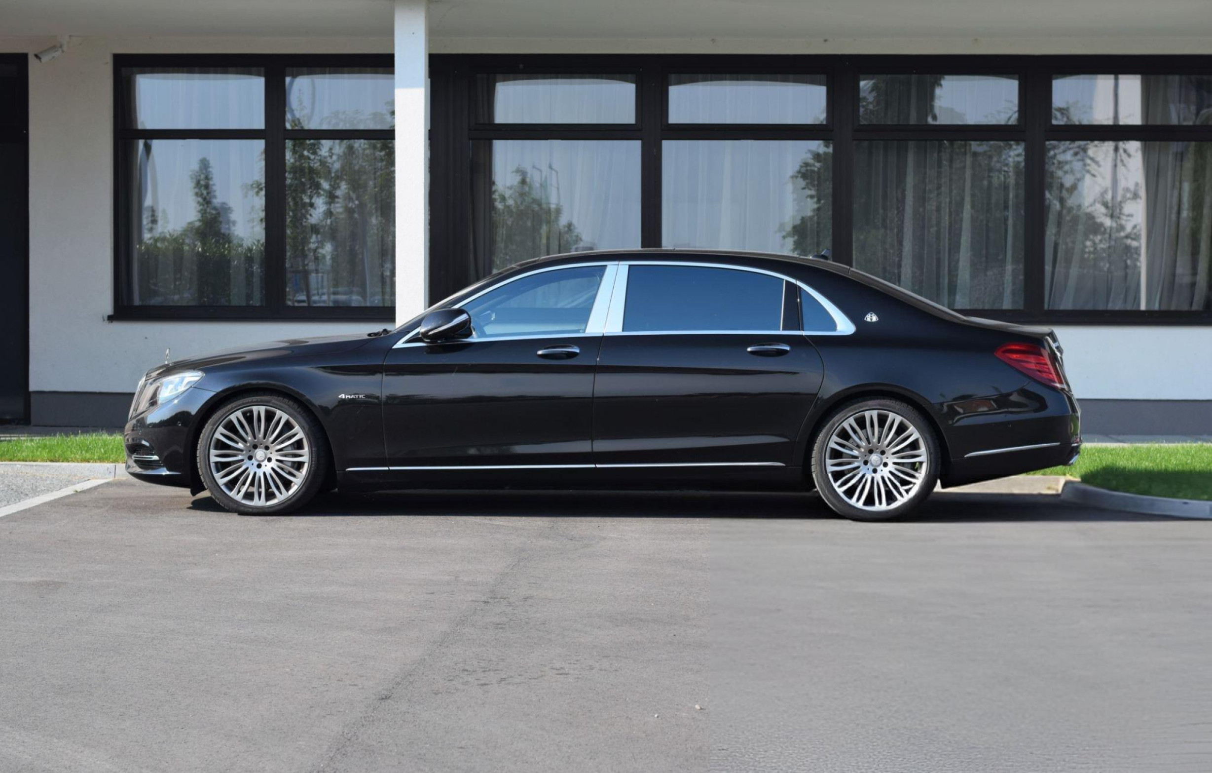 Mercedes S-Class Services Dublin
